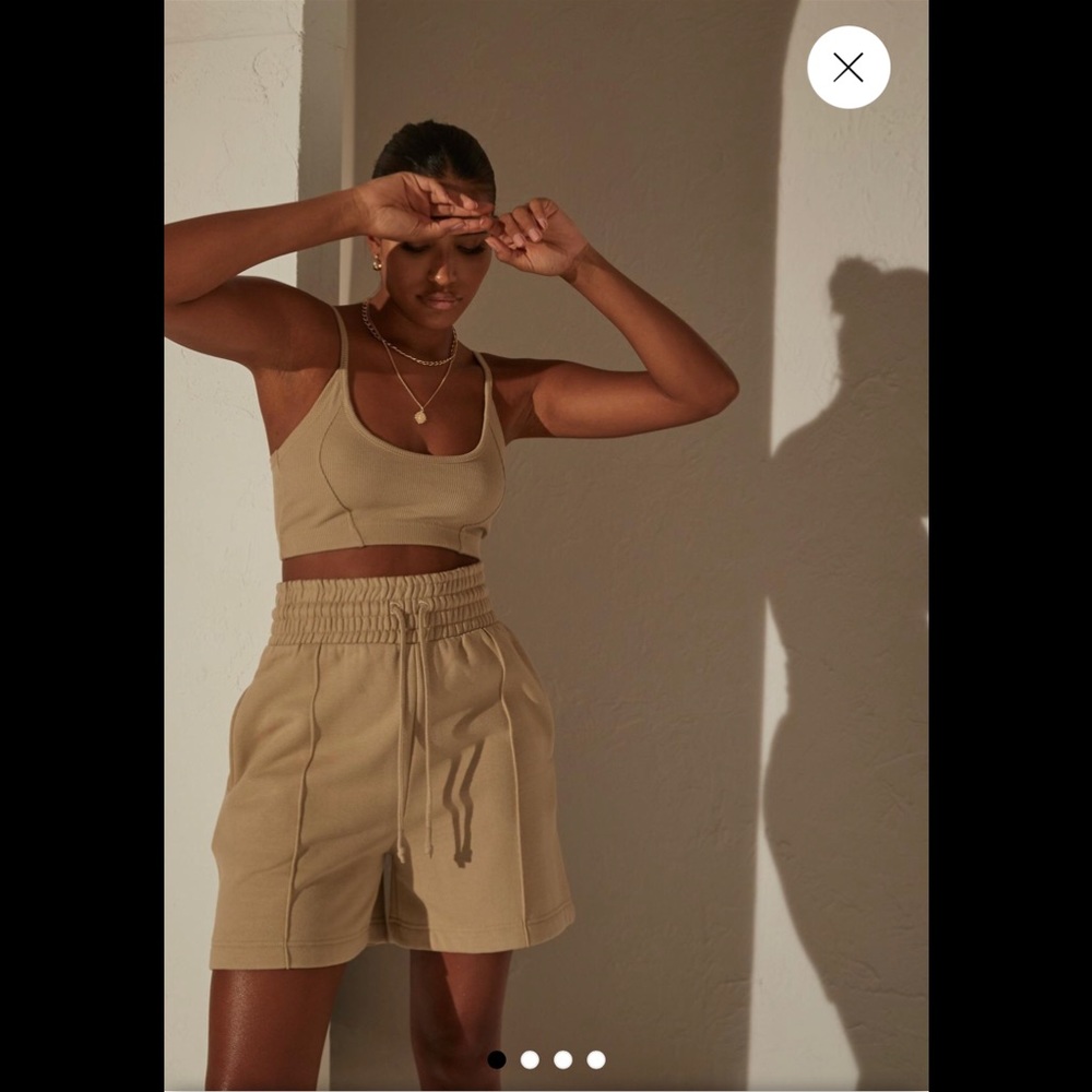 re_styld tan jersey woman’s oversized shorts size 2 NWT